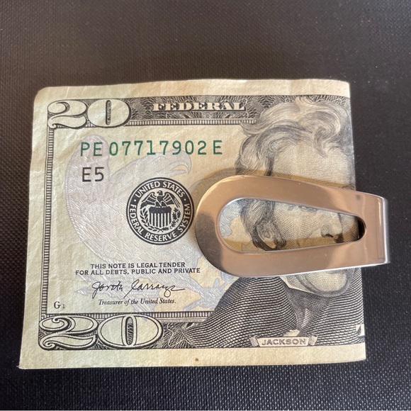 Ferragamo Silver Money Clip! Made In Italy! New In Box! - Picture 2 of 6